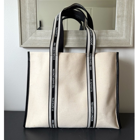 New Ted Baker Georjea Canvas Large Weekender Tote in Natural with Leather Trim - Picture 5 of 12